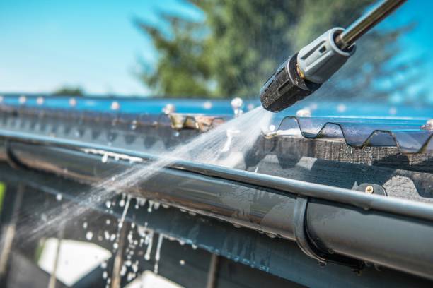 Best Deck Cleaning Services  in Kendall Park, NJ